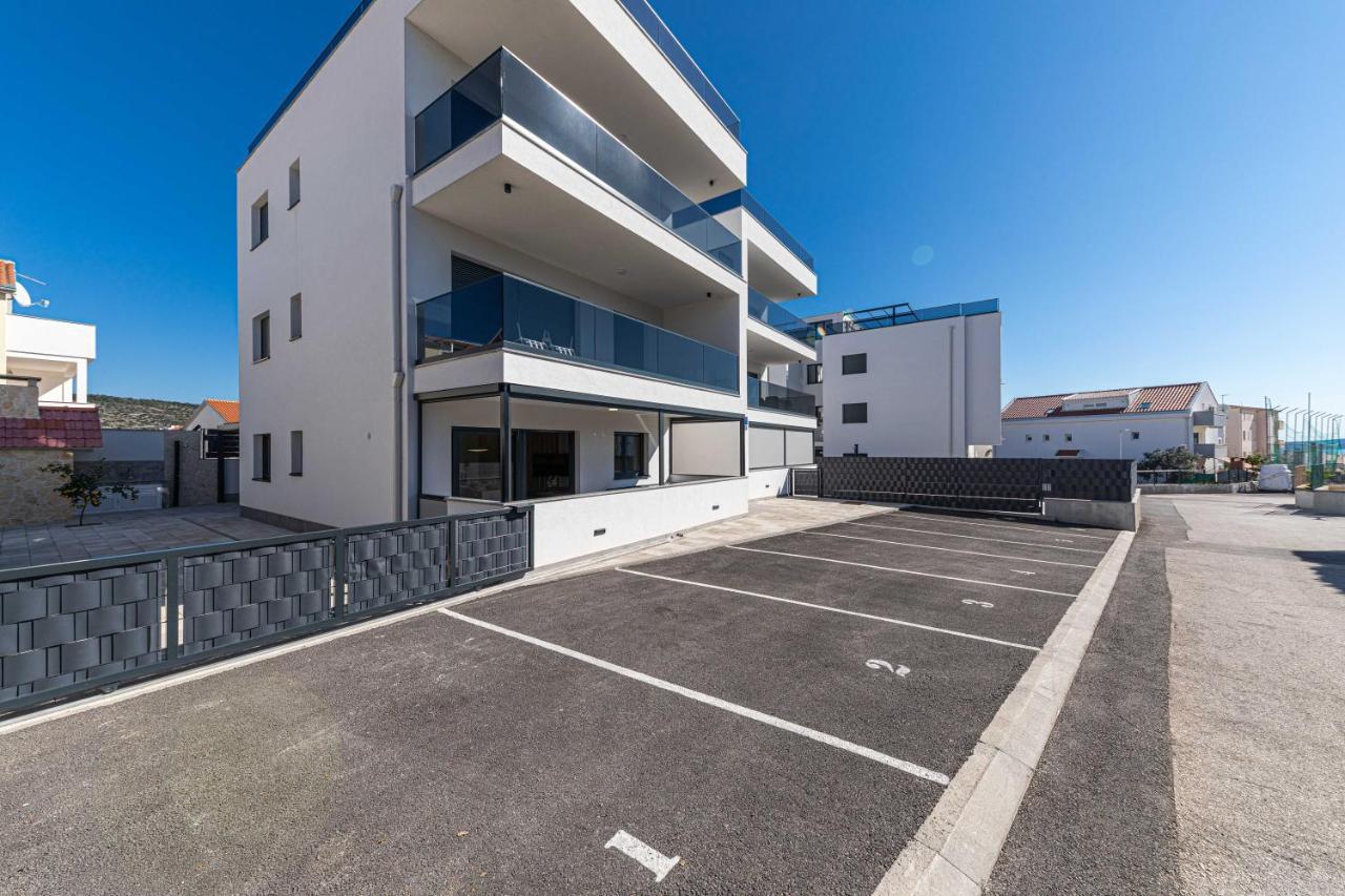 Luxury Apartment Pia With Swimming Pool And Grill Trogir Exteriér fotografie