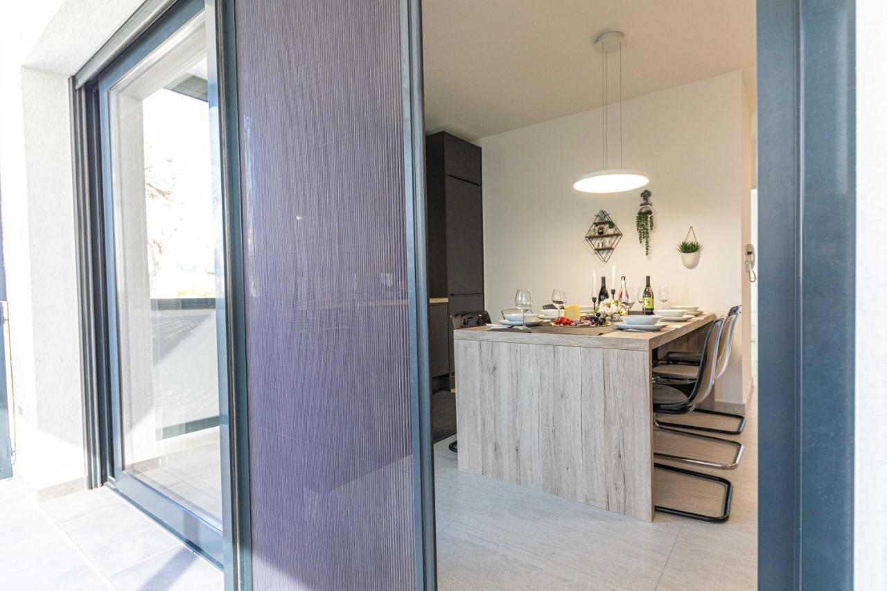 Luxury Apartment Pia With Swimming Pool And Grill Trogir Exteriér fotografie