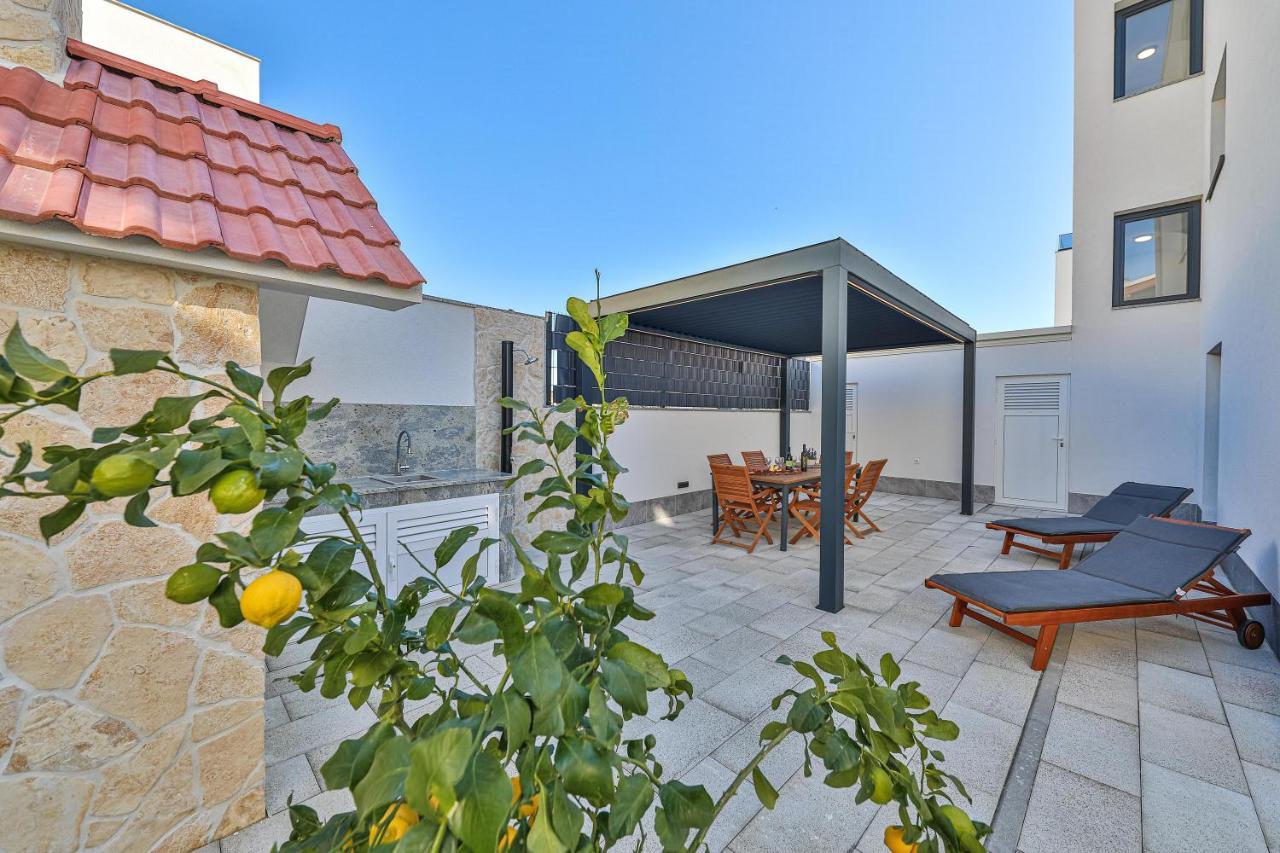 Luxury Apartment Pia With Swimming Pool And Grill Trogir Exteriér fotografie